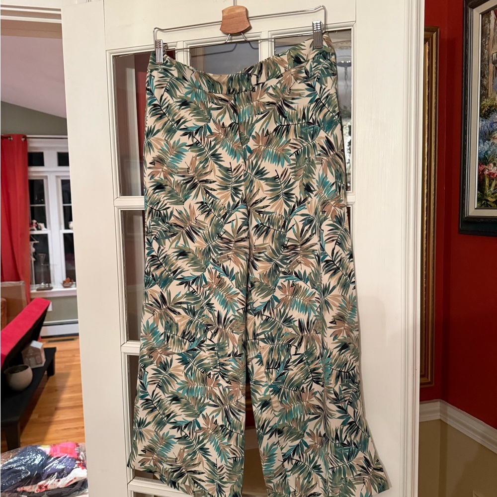 Tropical Leaf Print Women's Pants
